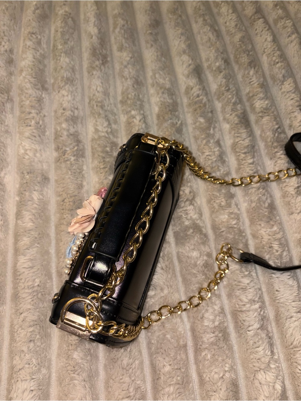 Black Floral-Appliqué Chain Crossbody Bag with Gold Hardware - Picture 8 of 11